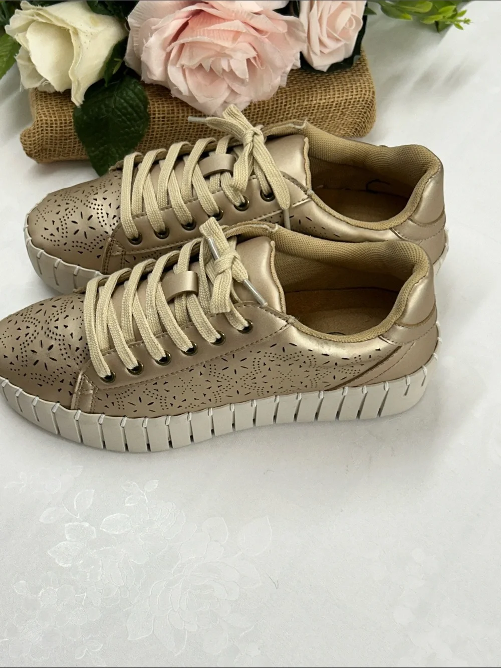easy street comfortable women